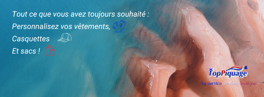 Bannière Toppiquage avec une photo de plage de sable, un slogan : "Tout ce que vous avez toujours souhaité : Personnalisez vos vêtements, Casquettes Et sacs !" et 3 icones (vectements, casquettes et sacs)